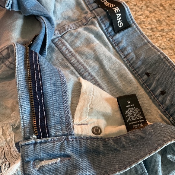 Bundle - Picture 3 of 5